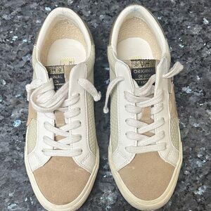 Vintage Havana Beige and Off-White Sneakers